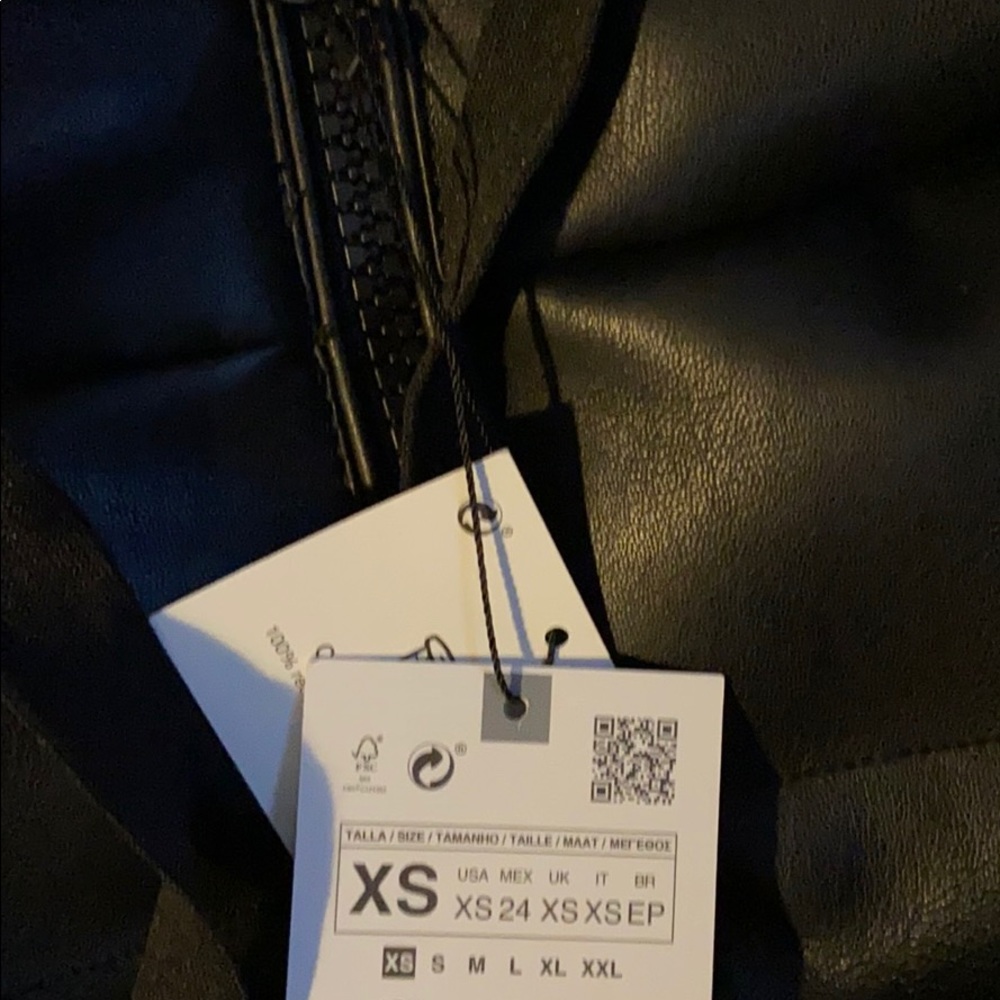 Leather Jacket - Picture 7 of 8